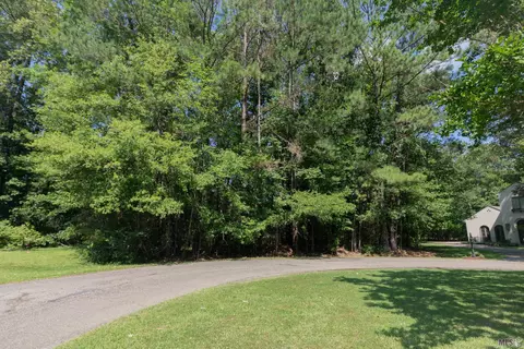5875 Barrow Pl, Saint Francisville, LA 70775