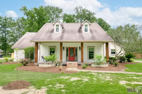 11657 Wintergreen Dr, Zachary, LA 70791