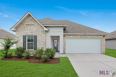 13701 Acacia Ct, Denham Springs, LA 70726