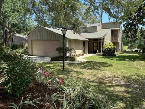 6 S Court Villa Dr #6, Mandeville, LA 70471