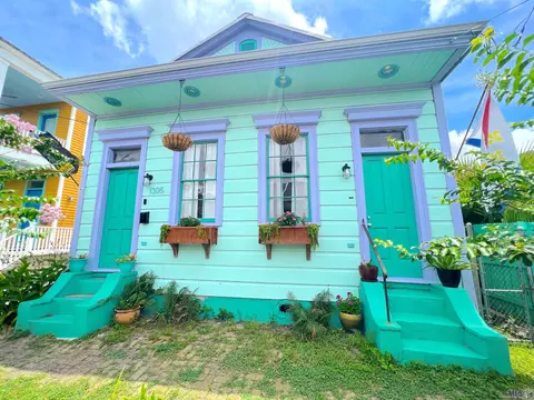 1305 St Anthony St, New Orleans, LA 70116
