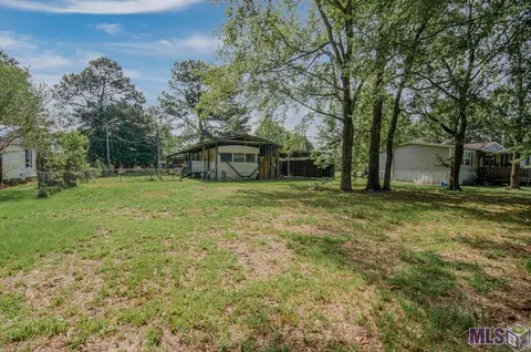 19826 Deer Creek Dr, Zachary, LA 70791