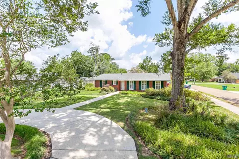 539 Jackson St, Denham Springs, LA 70726
