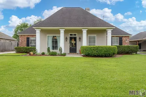 36465 Manchac Trace Ave, Prairieville, LA 70769