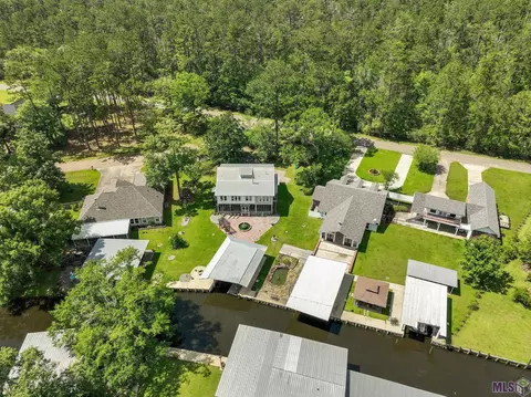 31180 River Pines Dr, Springfield, LA 70462 photo 33