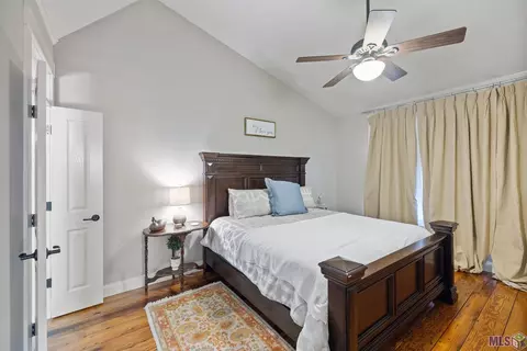 31180 River Pines Dr, Springfield, LA 70462 photo 17