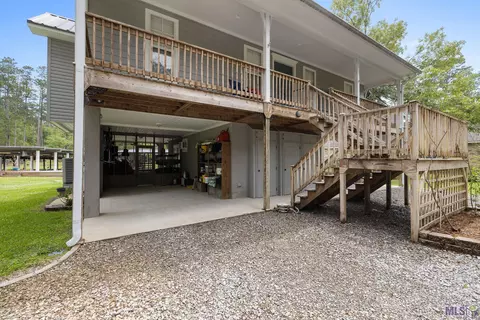 31180 River Pines Dr, Springfield, LA 70462 photo 31