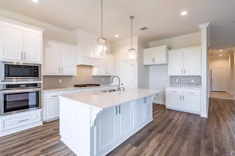 153 Margie St, Thibodaux, LA 70301
