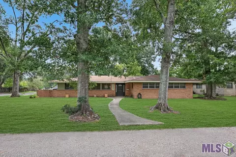 825 Elizabeth Dr, Baton Rouge, LA 70815
