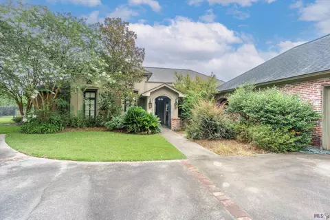15225 Copping Dr, Baton Rouge, LA 70810