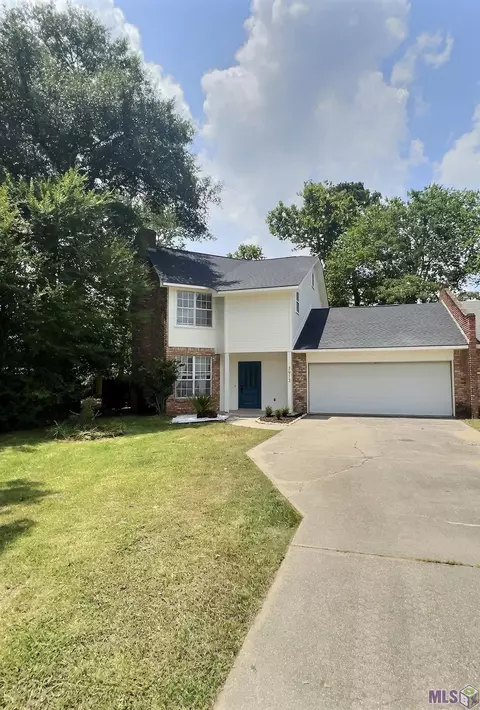 7913 Tara Dr, Denham Springs, LA 70726