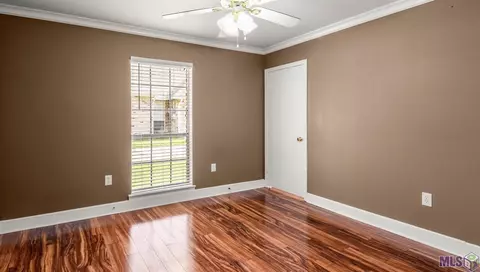 205 E Buffwood Dr, Baker, LA 70714 photo 9