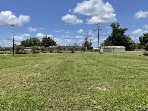 58935 W W Harleaux, Plaquemine, LA 70764