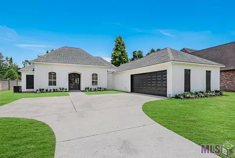 230 E Woodgate Ct, Baton Rouge, LA 70808