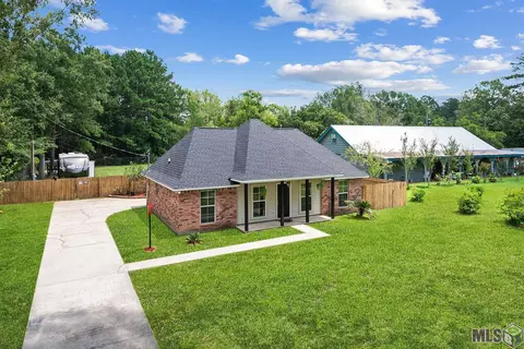 20669 Benton Ln, Livingston, LA 70754