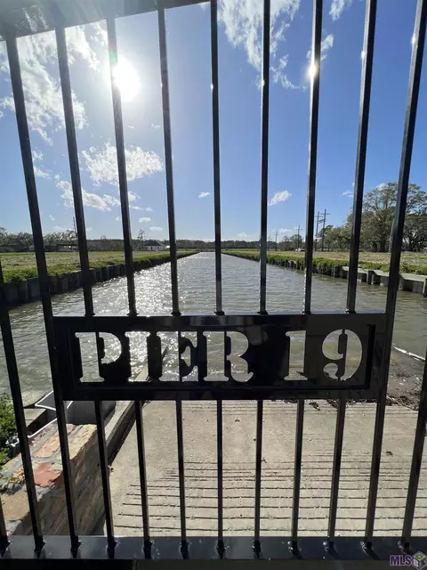 108 Pier 19 Dr, Pierre Part, LA 70339