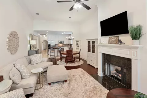 13941 Lexington Park Dr, Baton Rouge, LA 70810