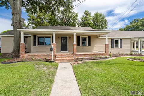 58265 Desobry St, Plaquemine, LA 70764