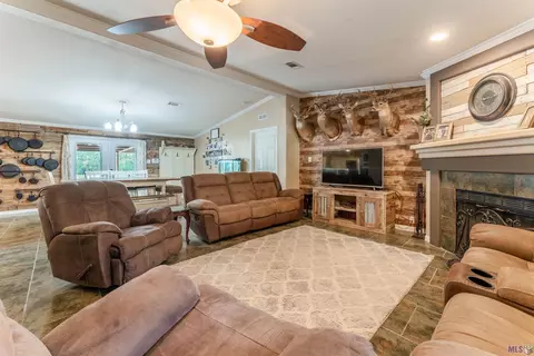 30361 Milton Rd, Walker, LA 70785 photo 7