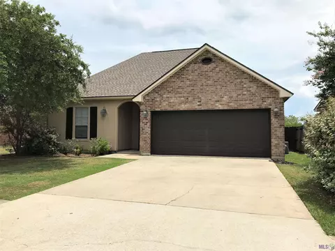 2851 Nicholson Lake Dr, Baton Rouge, LA 70810