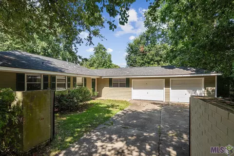2010 College Dr, Baton Rouge, LA 70808