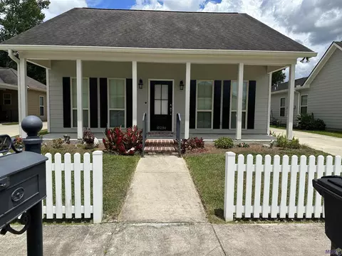 10294 Mccaa Landing Ave, Greenwell Springs, LA 70739