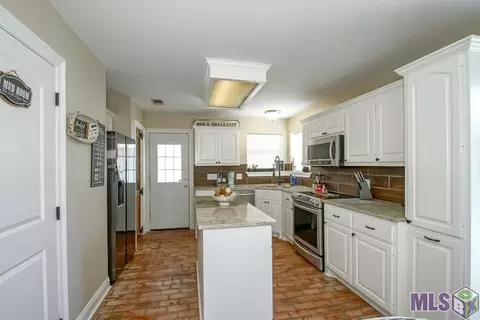 13208 David Lee Dr, Walker, LA 70785 photo 4
