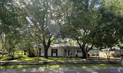 800 Myrtle St, Vidalia, LA 71373