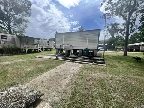 13034 Fox St, Maurepas, LA 70449 photo 2