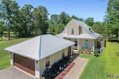 5983 Madison Ct, Saint Francisville, LA 70775