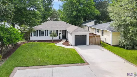 521 Ursuline Dr, Baton Rouge, LA 70808