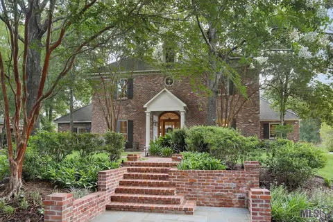 1903 Old Plantation Ln, Baton Rouge, LA 70806