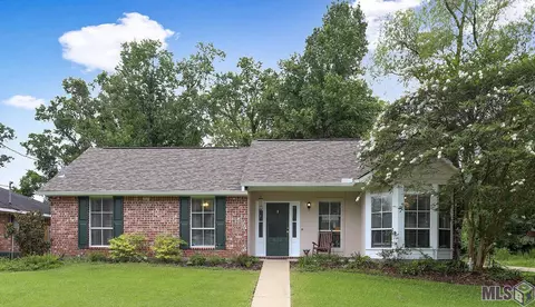 3452 Magnolia, Zachary, LA 70791
