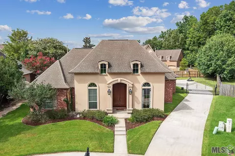 17514 W Purple Martin Ct, Baton Rouge, LA 70816