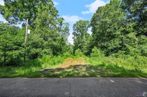 3345 Willow, Zachary, LA 70791