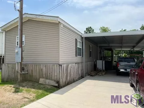 22326 Chinquapin Ave, Maurepas, LA 70449 photo 2