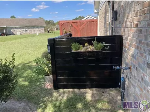 4303 Fourchon Dr, Baker, LA 70714 photo 13