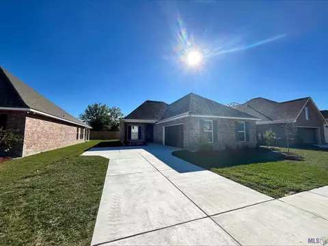 38421 Parliament Dr, Prairieville, LA 70769
