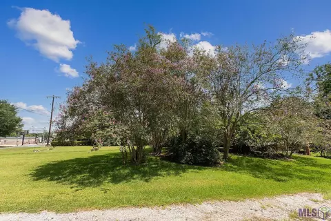 7160 Highland Rd, Baton Rouge, LA 70808
