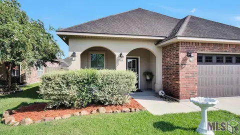 37215 Market Place Dr, Prairieville, LA 70769