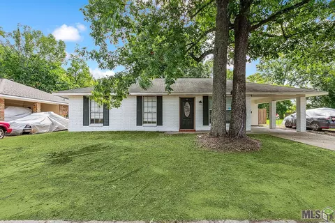 2056 Vickers Dr, Baton Rouge, LA 70815