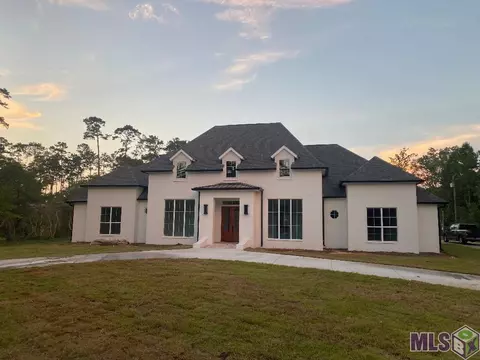 120 South Dr, Covington, LA 70433