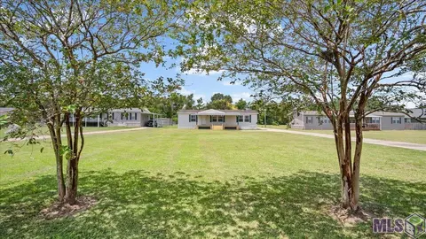 3462 Oakland Rd, Lakeland, LA 70752