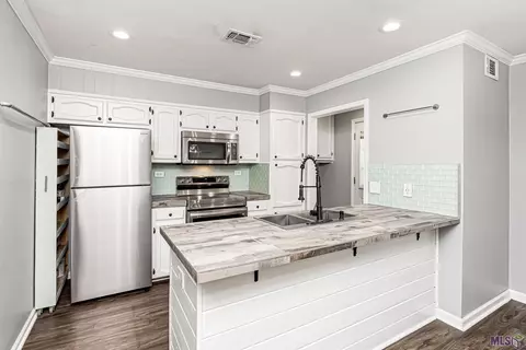 15630 Shenandoah Square Ave, Baton Rouge, LA 70817