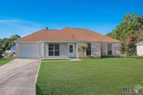 43211 S Henderson Ave, Prairieville, LA 70769