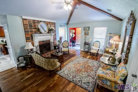 817 Dolphin Ct, Kenner, LA 70065 photo 5