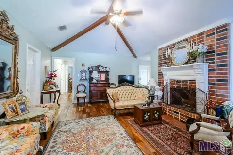 817 Dolphin Ct, Kenner, LA 70065 photo 4
