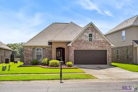 6160 Mallard Crossing Dr, Zachary, LA 70791