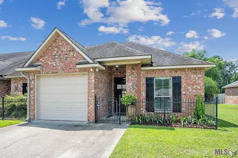 11386 Palmetto Lake Ave, Denham Springs, LA 70726