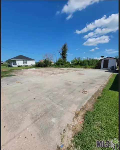 128 E 44th St, Cut Off, LA 70345 photo 1
